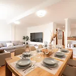 Vistas Residencial L Parking Privado Apartment *